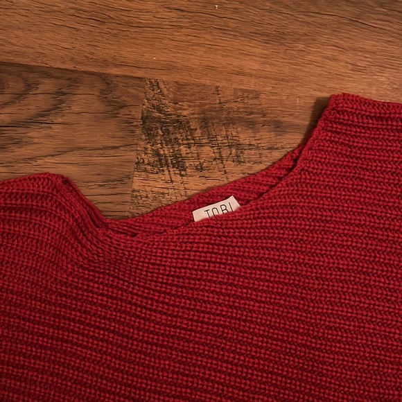 Tobi Red sweater - Picture 4 of 10